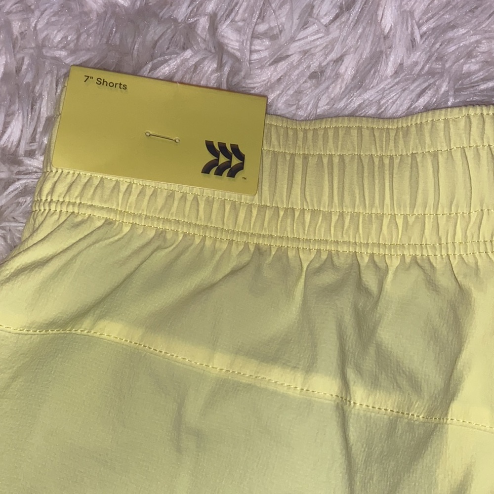 All In Motion Neon Yellow 7” Shorts - Picture 7 of 7